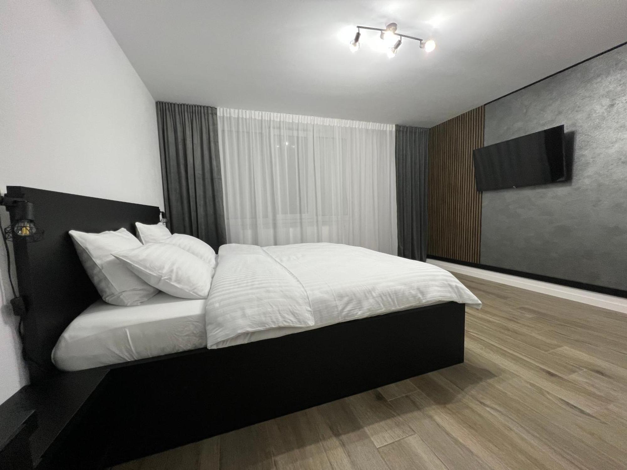 Onix Apartamento Hunedoara Exterior foto