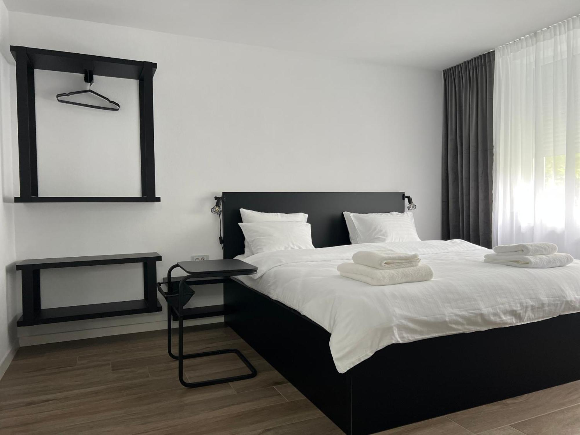 Onix Apartamento Hunedoara Exterior foto
