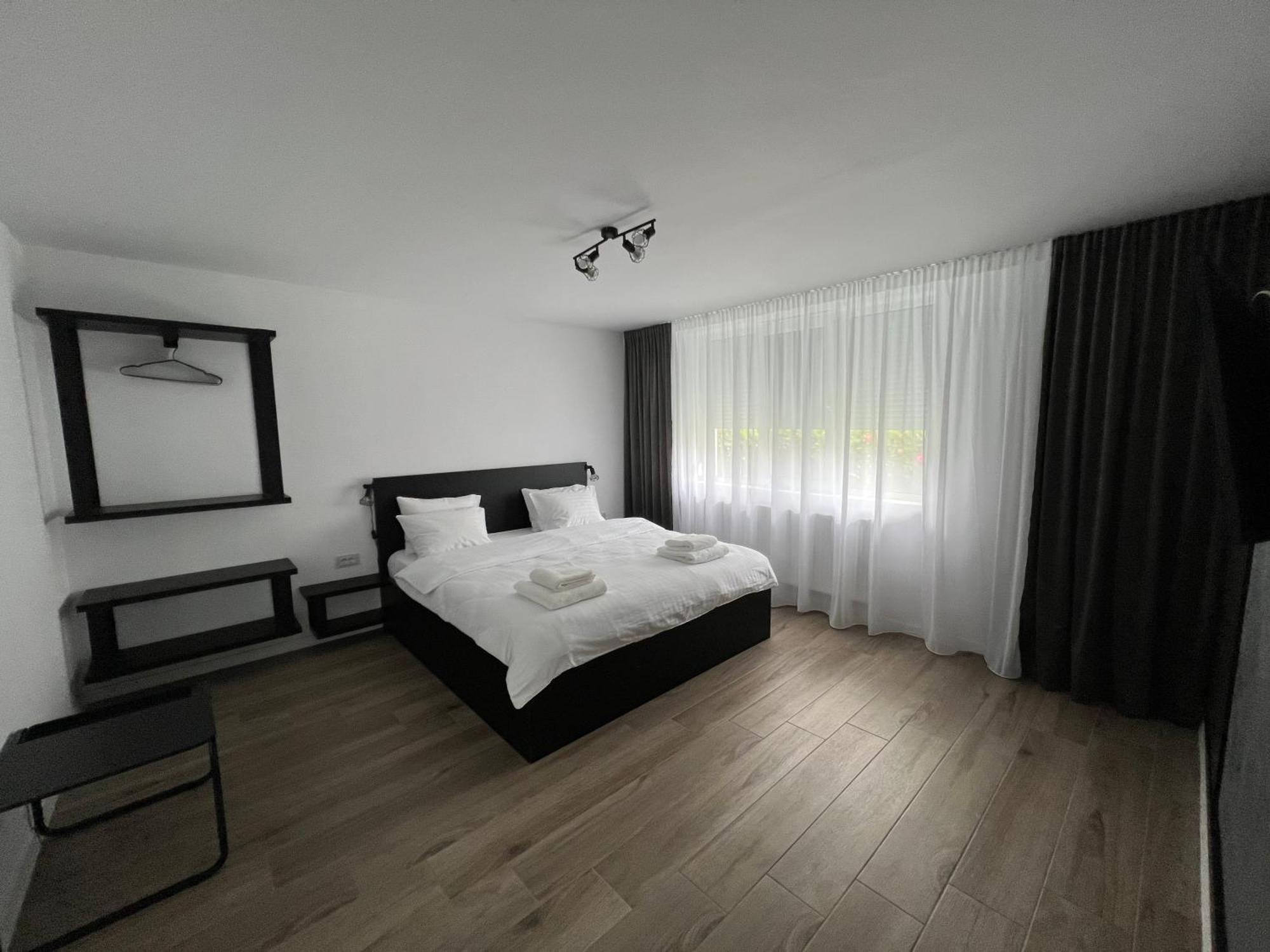 Onix Apartamento Hunedoara Exterior foto